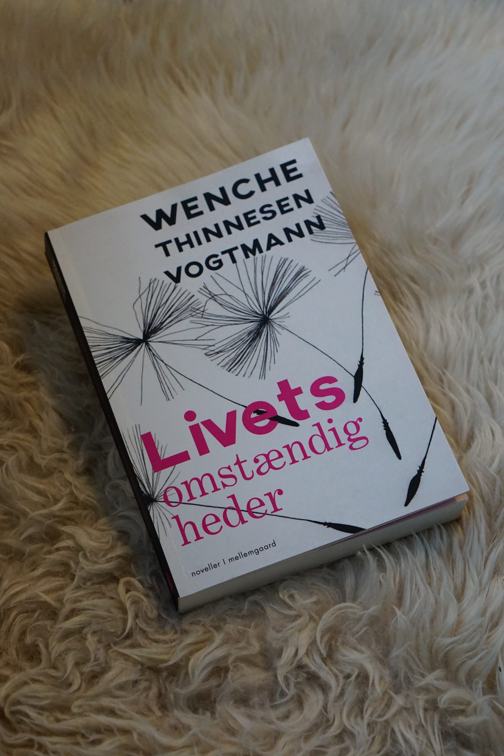 Livets Omstændigheder, bog